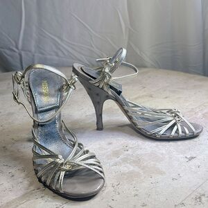 Missoni heels. 36 1/2. Good condition.